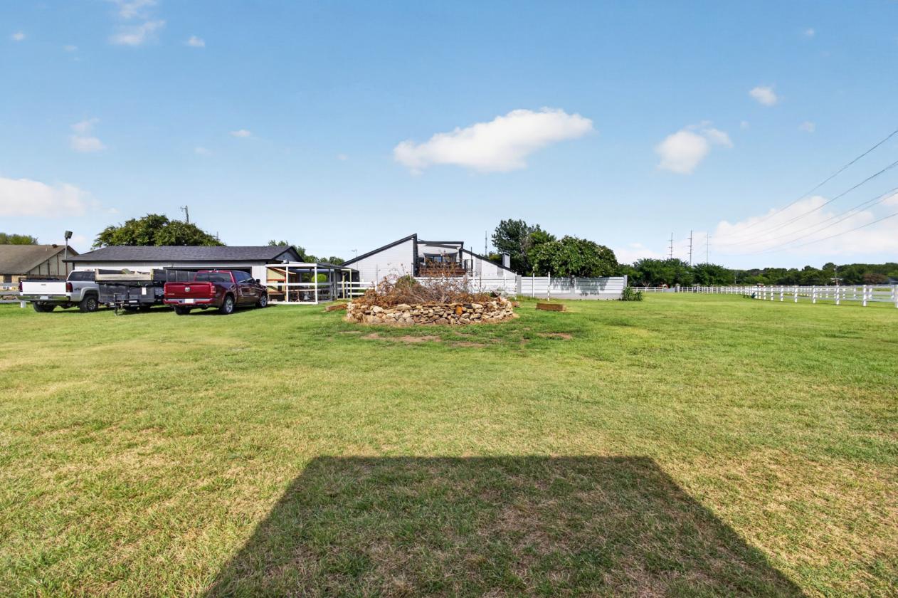 3.8 Acres Just Minutes Away from the City - photo 26