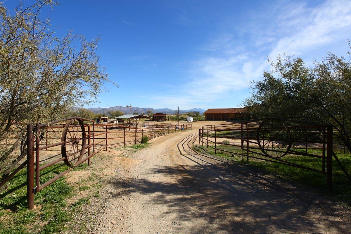 Scottsdale / Rio Verde Foothills / Buckhorn Horse Ranch Scottsdale