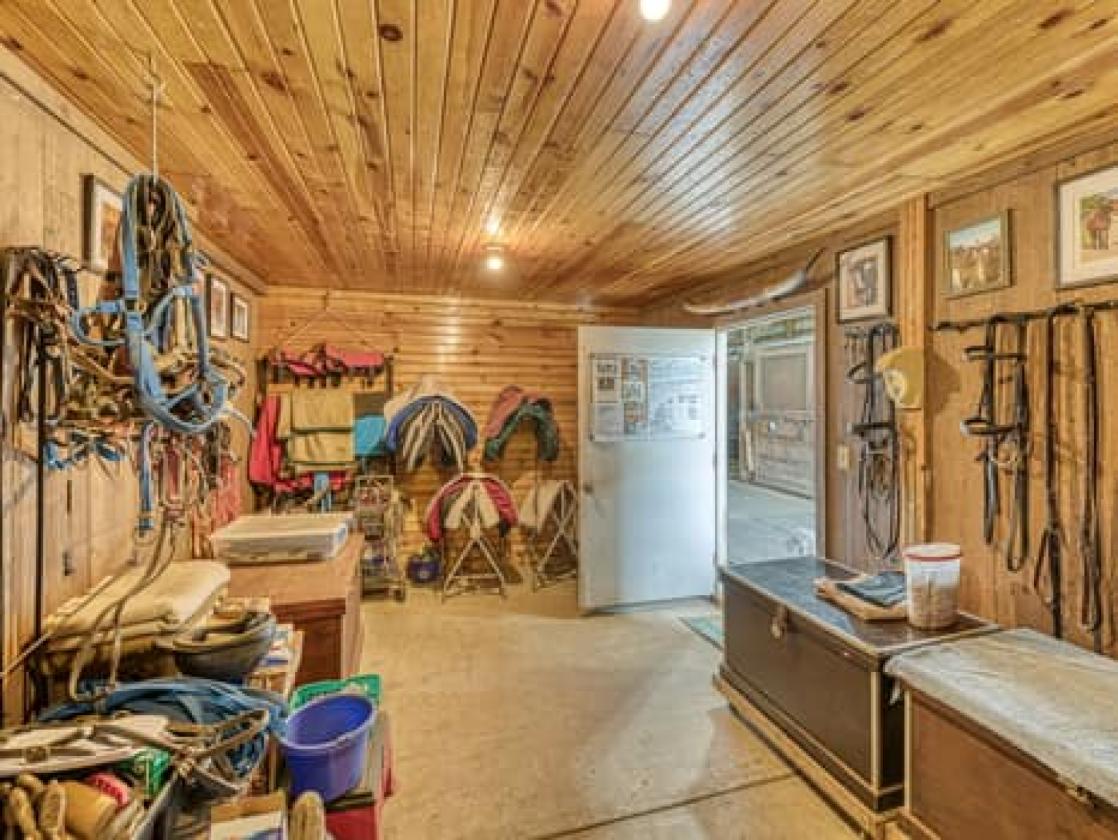 TURN KEY HORSE FARM - photo 4