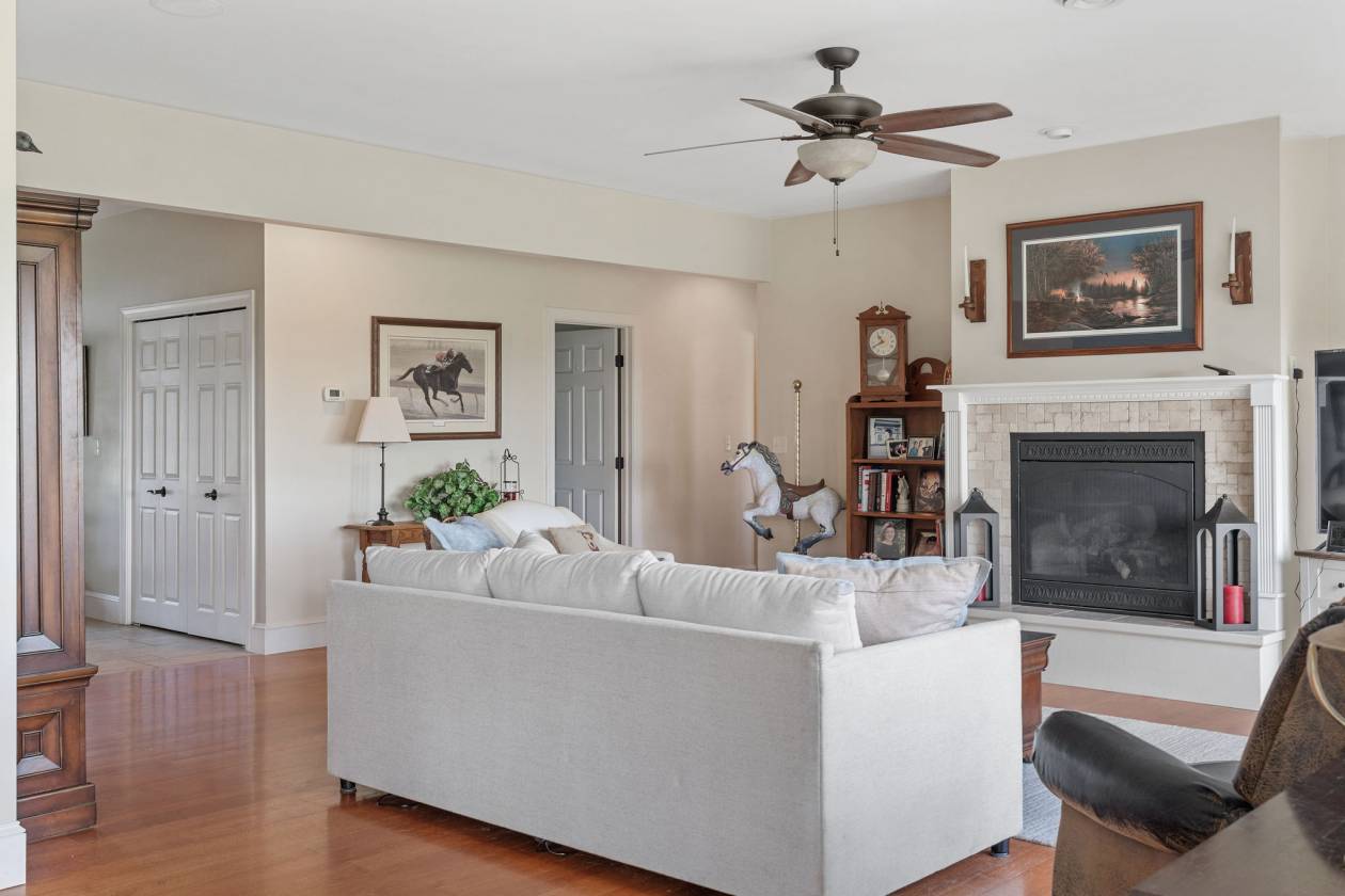 Elite Equestrian Estate! - photo 24