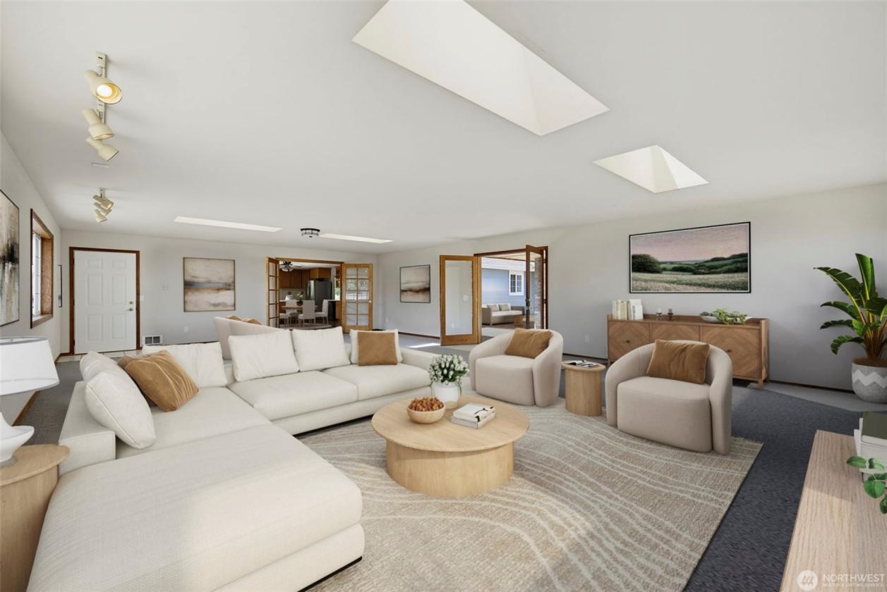 NEW PRICE |Exceptional 5-acre Horse Property - photo 6