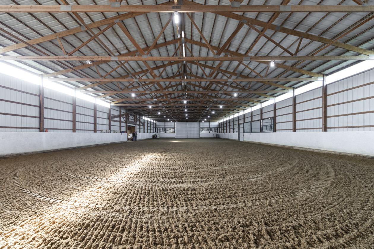 39.18± ACRES WITH PREMIER EQUESTRIAN FACILITIES - photo 5