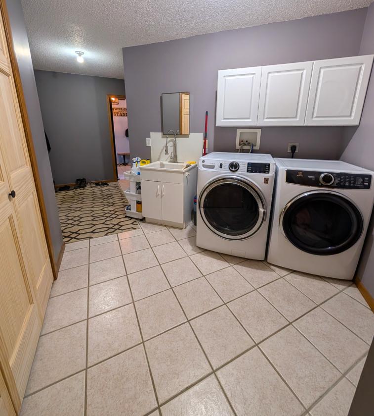 Move-In Ready Hobby Farm with Home - photo 26