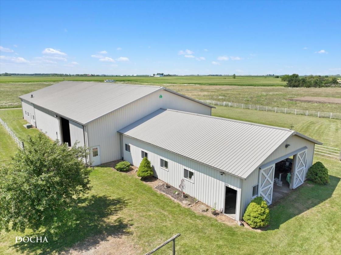 10 Acre Equestrian Estate! - photo 19