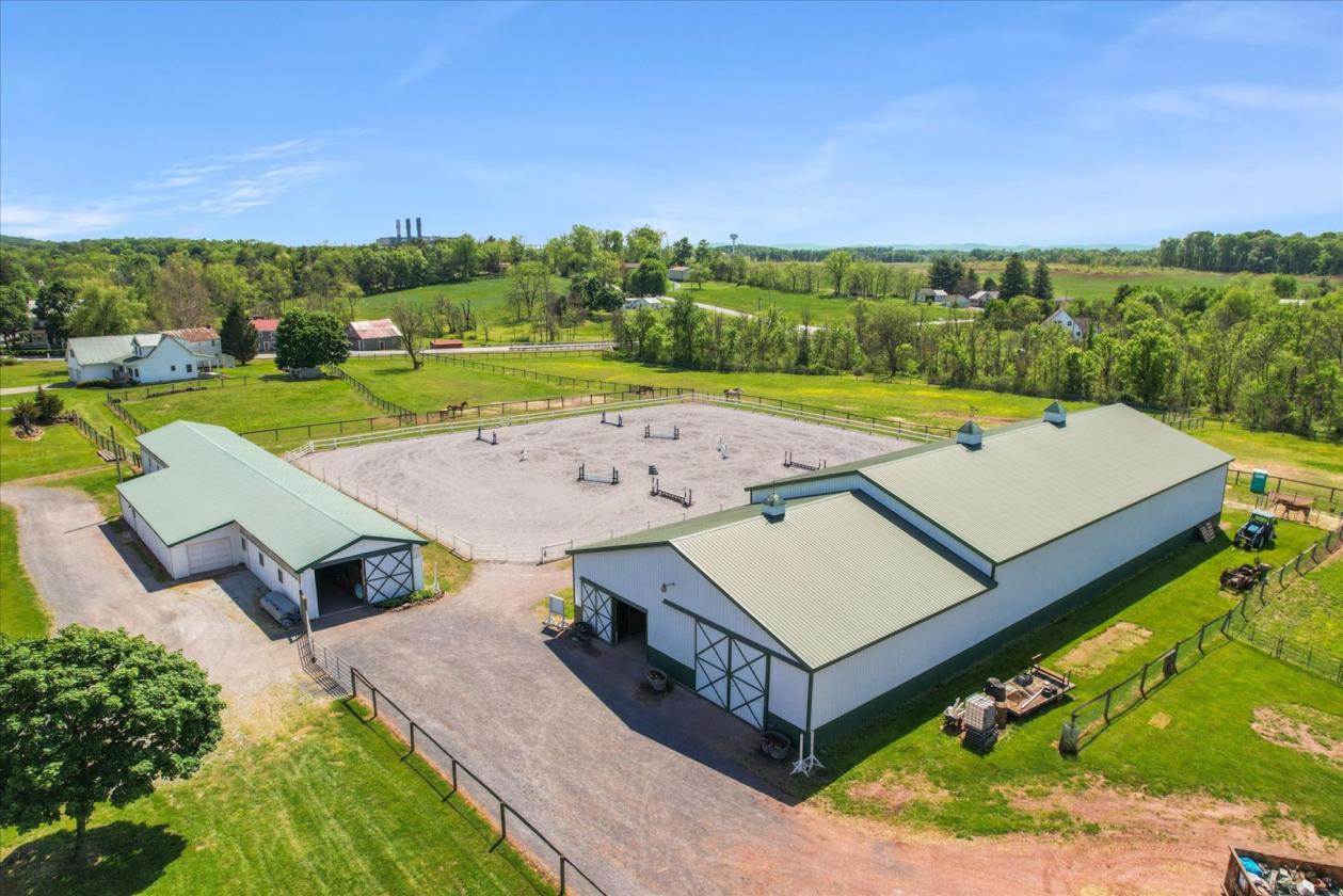 Gettysburg Equestrian Facility with Indoor - photo 9