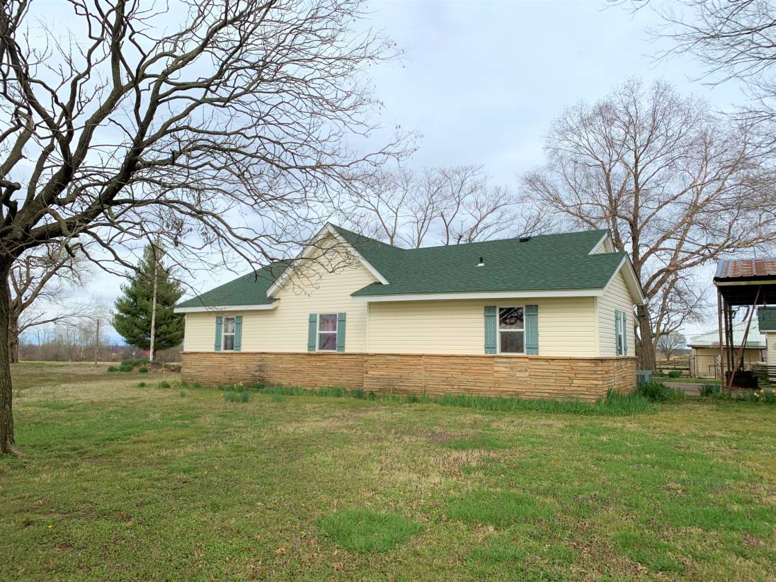Oklahoma Horse Property Grove, Delaware County, Oklahoma
