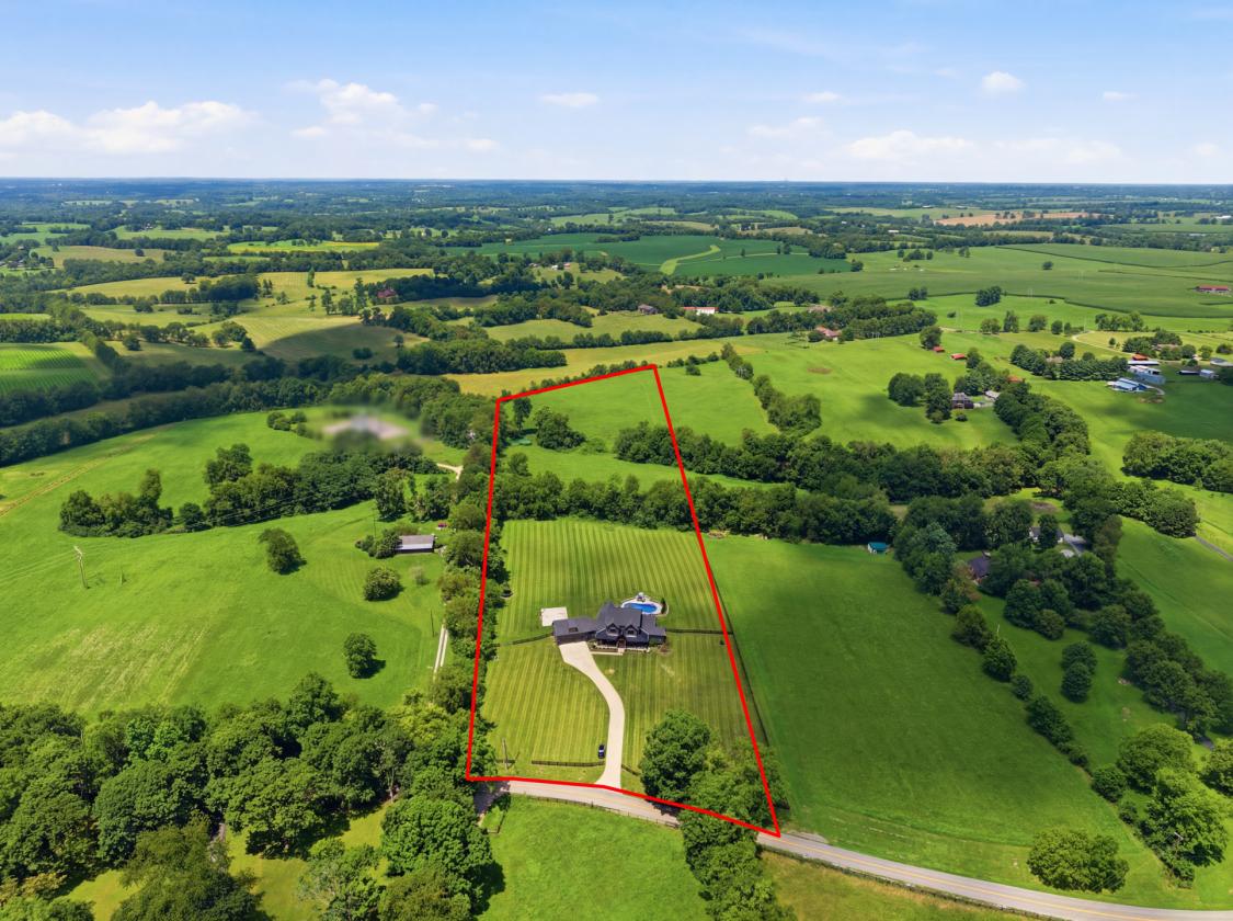 Luxury Estate 10-minutes From Lexington - photo 28
