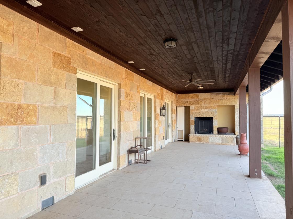 The Hayfield House - photo 17