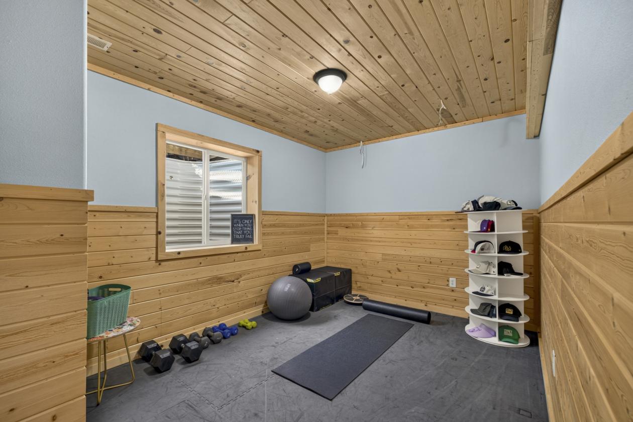 Quiet serenity in a convenient location!!! - photo 16