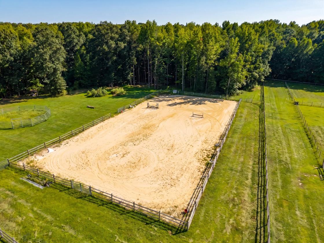 83.90 +/- Acre Estate with Farmhouse/Barn/Pool - photo 17