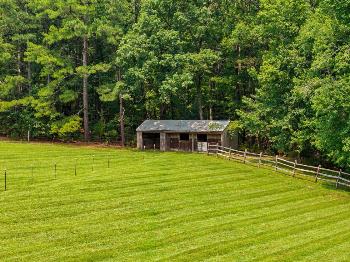 Turnkey 11.5-Acre Horse Farm - photo 7