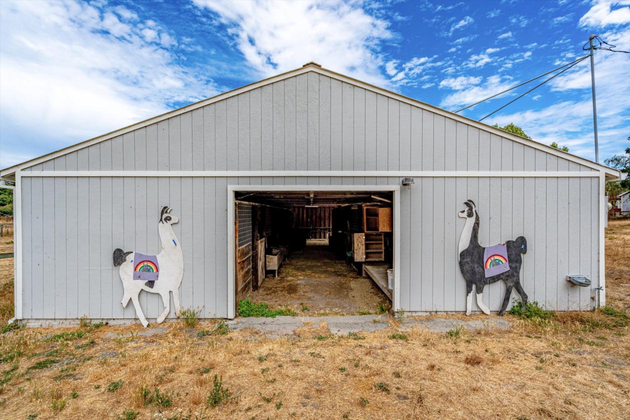 Horse-Ready Country Property with Barn & Pastoral - photo 16