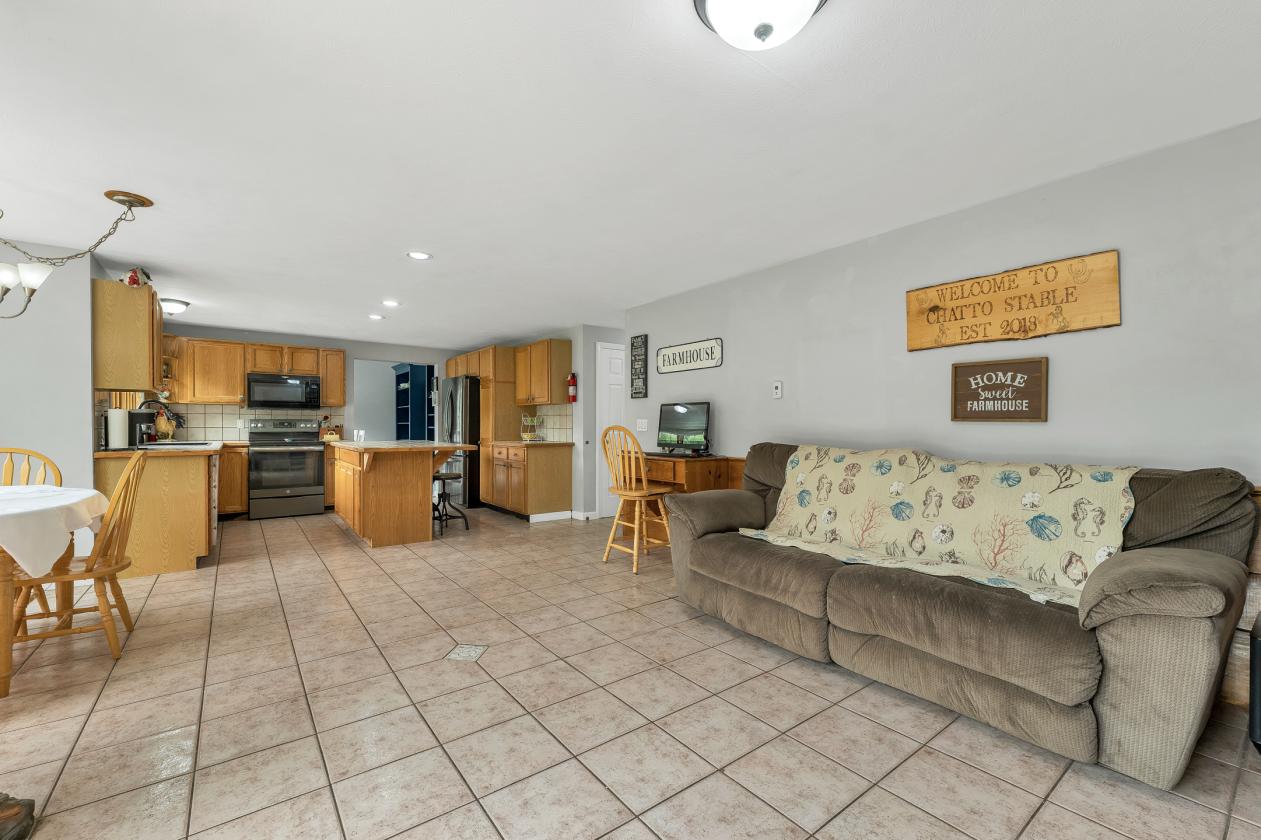 Chatto Stables- Lovely Horse Property in So. NH - photo 8
