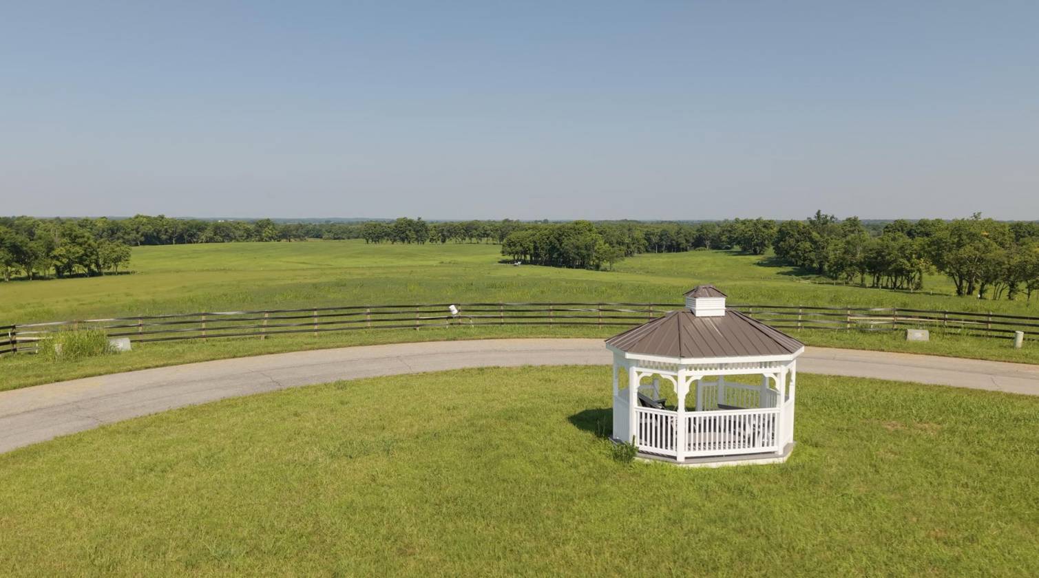 Horse Property for sale.