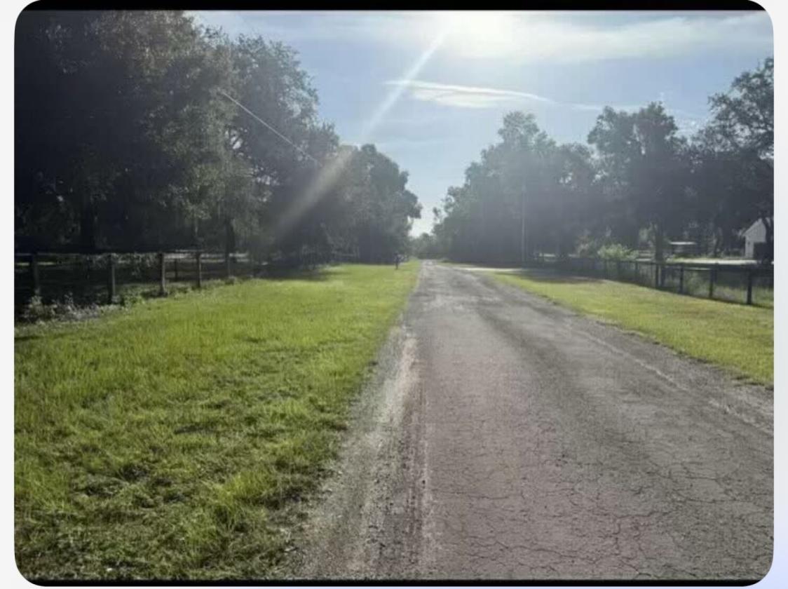 5 beautiful Acres in an equestrian community - photo 10