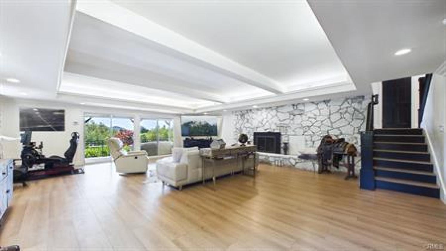 Exceptional Equestrian Estate! - photo 14