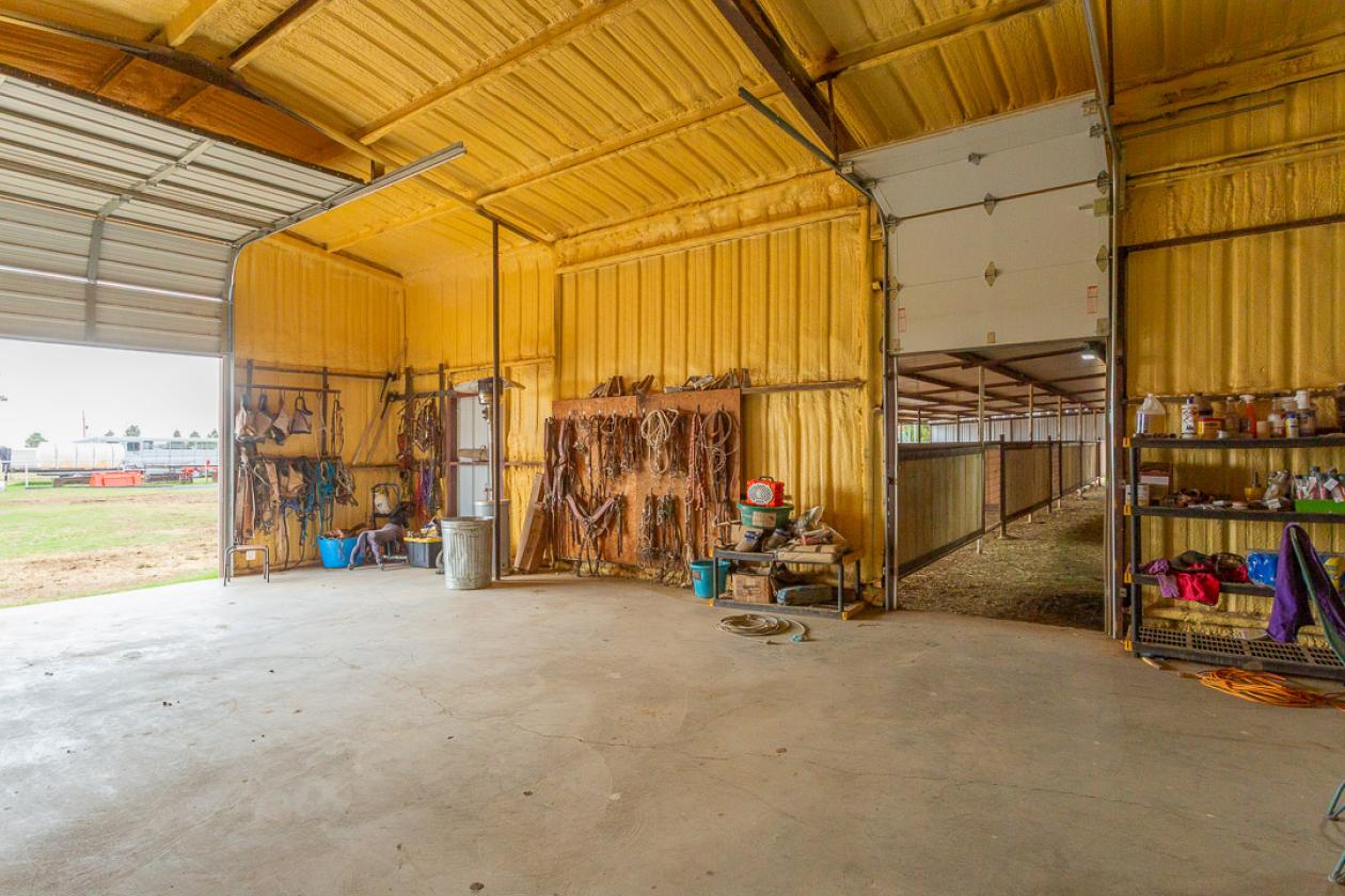 Exceptional 20-acre property - photo 8