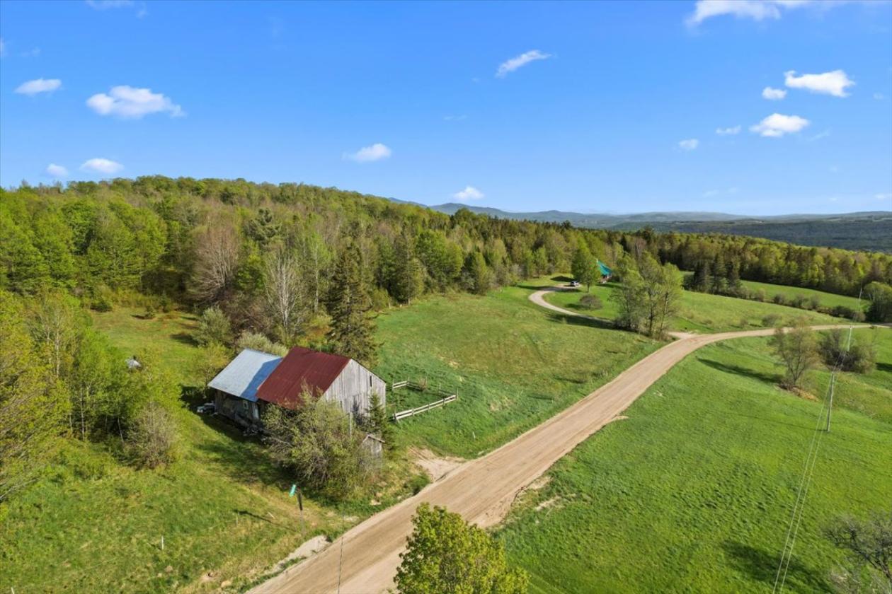 Horse Property with Stunning Views and Log Home - photo 2