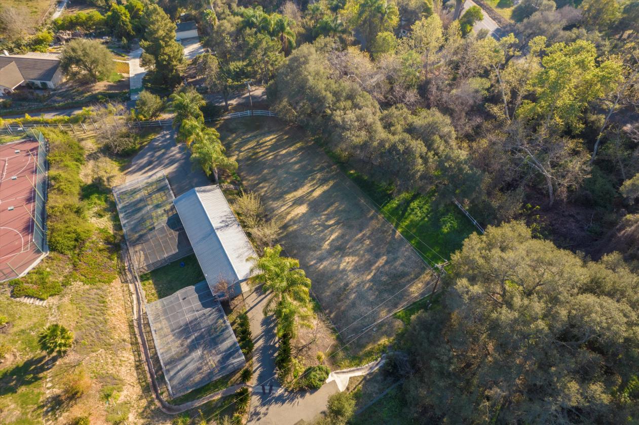 Luxury Equestrian Estate with Resort-Style Living - photo 4