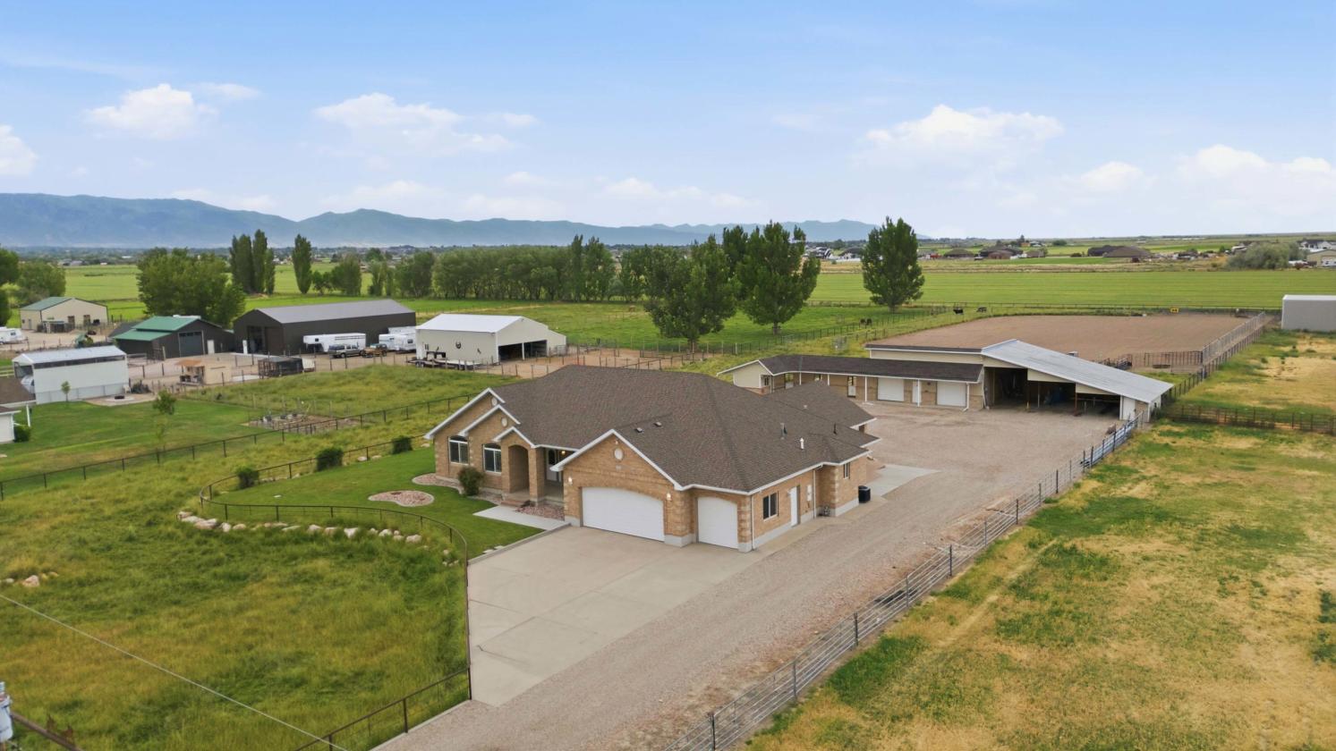 Horse Property with large arena and barn! - photo 29