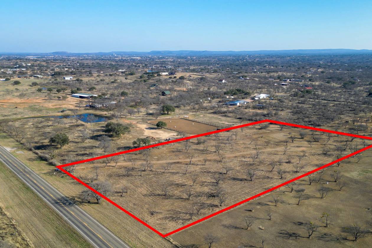 Horse Property for sale.