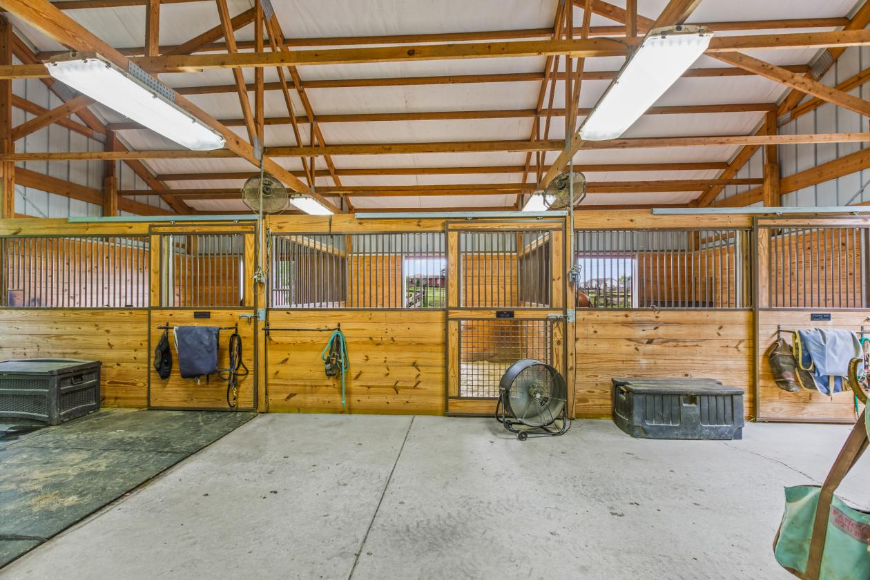 Beautiful mini-farm on 8.46+/- private acres - photo 18