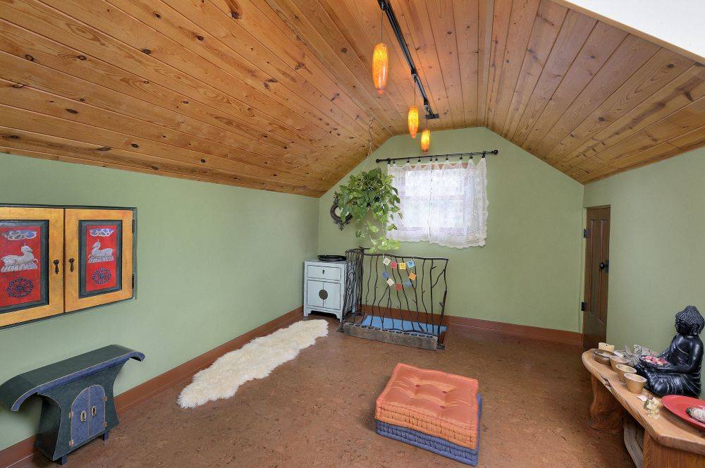 A special gated horse property with access to miles of... Santa Fe