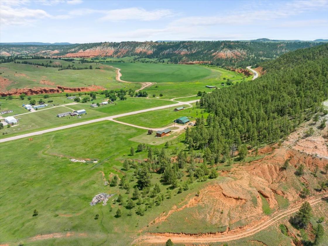 MOVE IN READY, 24+ ACRES, FULLY FENCED - photo 8