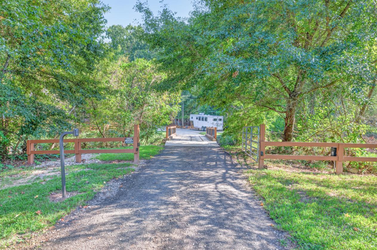 8.52 Acre horse farm with creek and home - photo 30