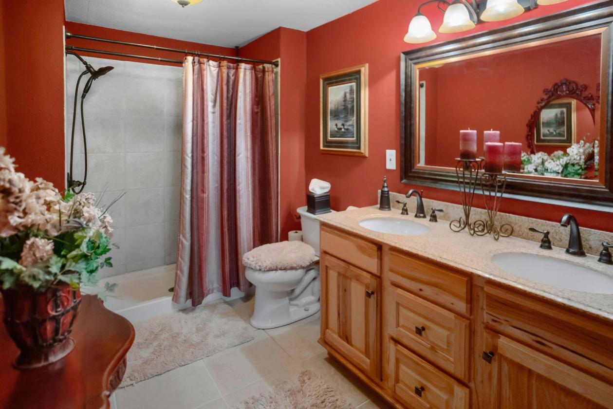One-of-a-Kind Horse Property - photo 15