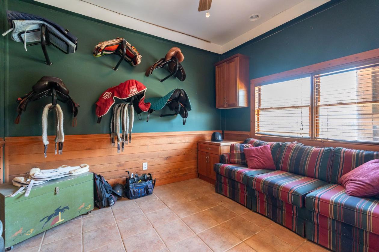 Stunning sunsets and unmatched amenities - photo 12