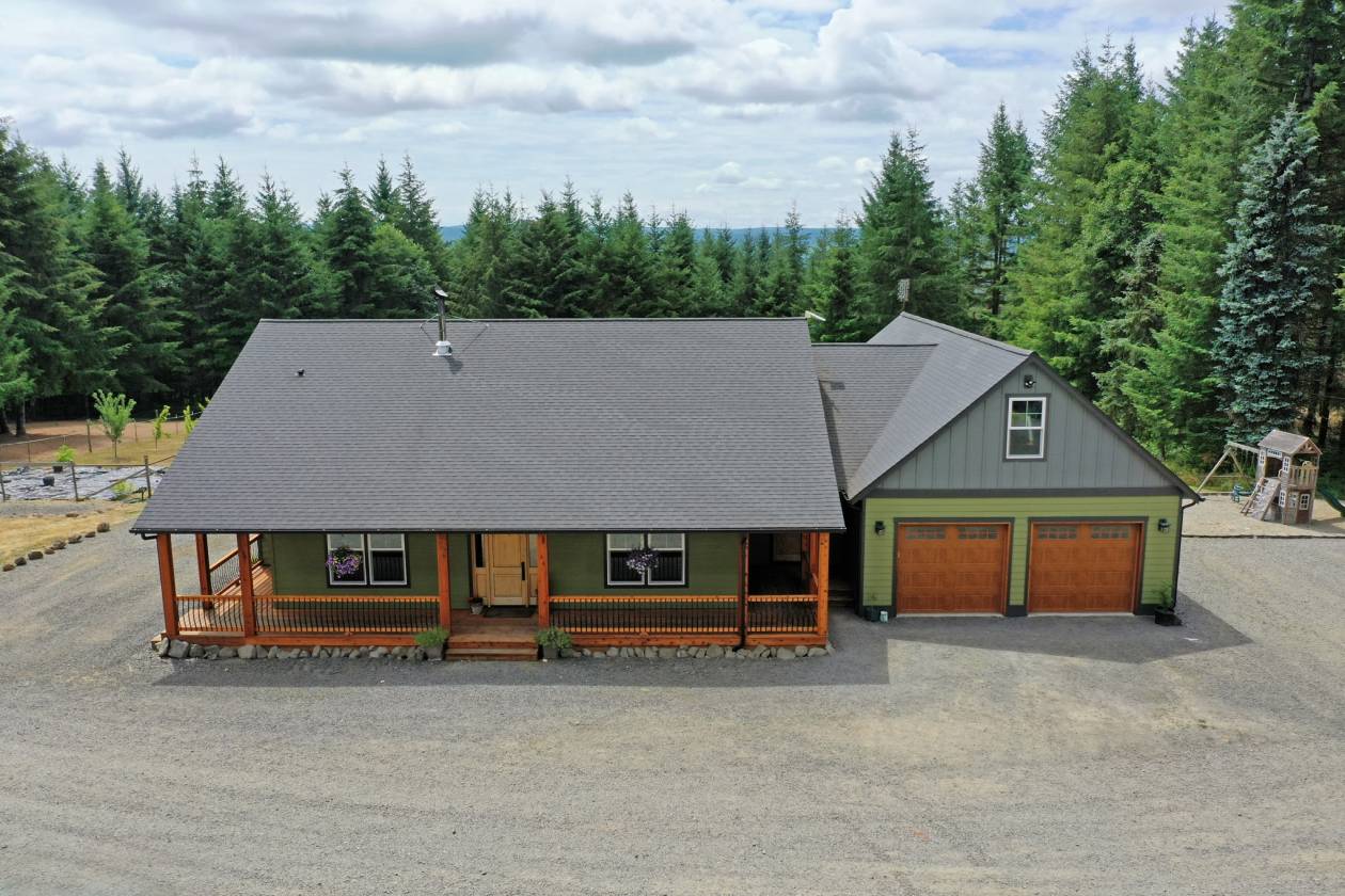 Horse Property for sale.