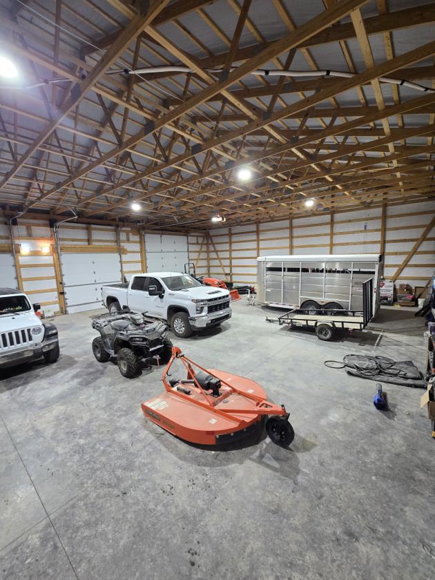 Custom Bardominium Home, New Barn, Indoor Arena! - photo 19
