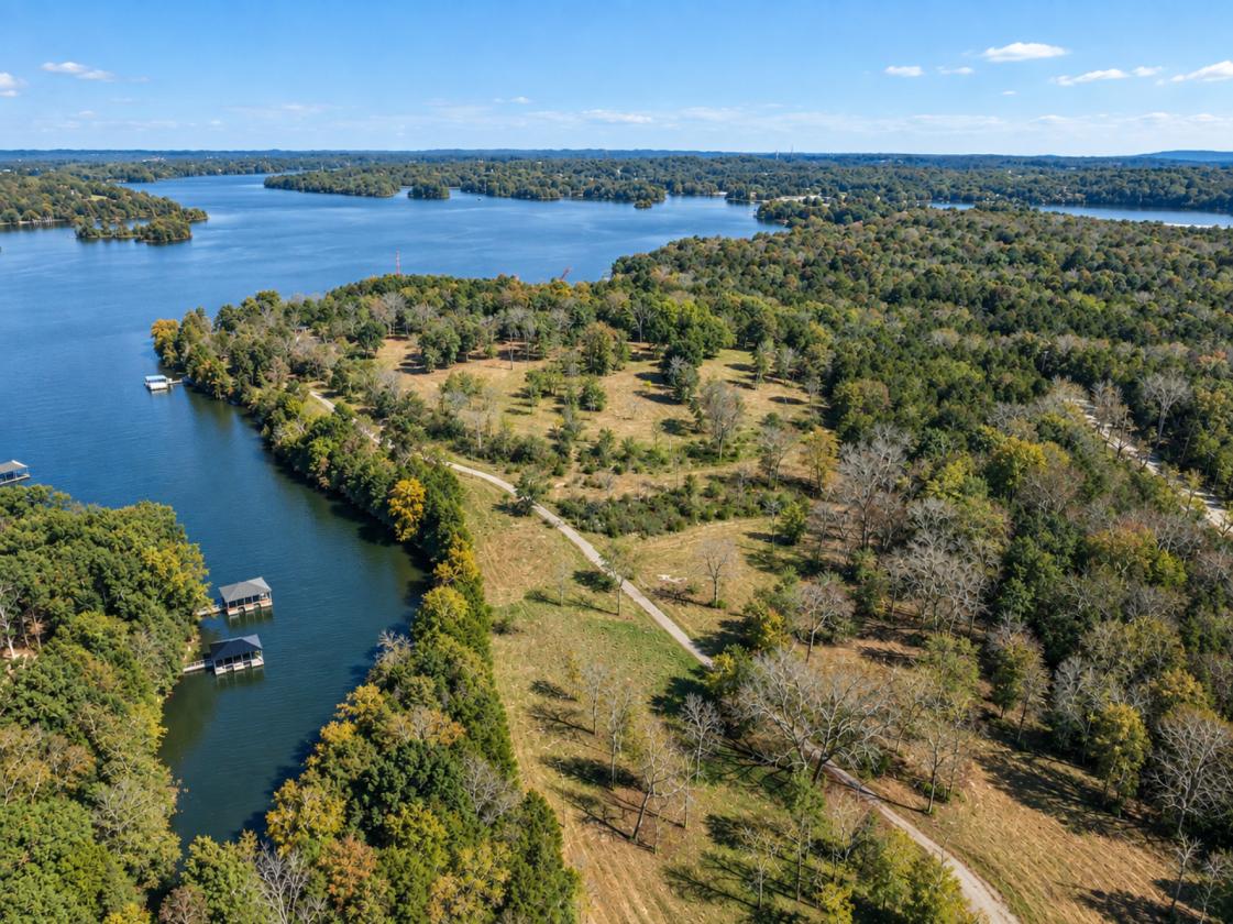 Ultra Luxury Lakefront Property - Nashville Area - photo 1