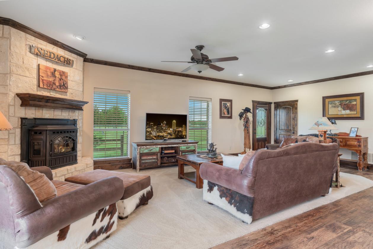 Stunning 15 acres in sought-after Mountain Springs - photo 8