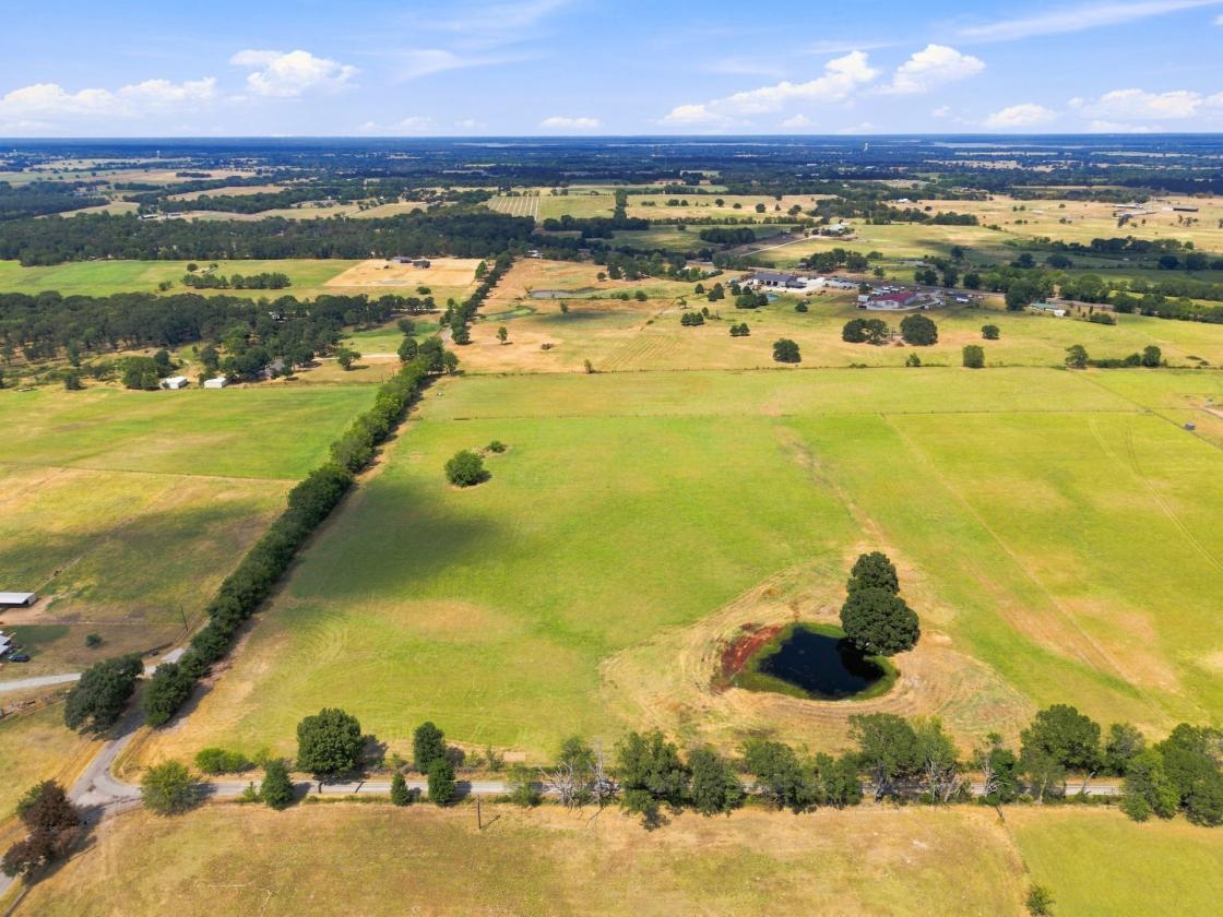 Wide-Open 18± Acres for Horses & Country Living - photo 4