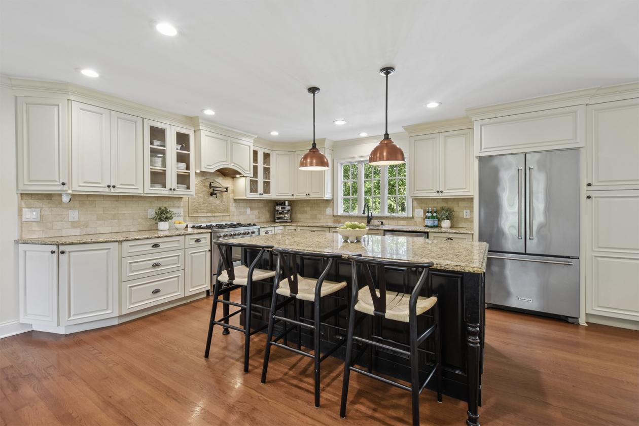 Tewksbury Hobby Farm in Upscale Rural Setting - photo 12