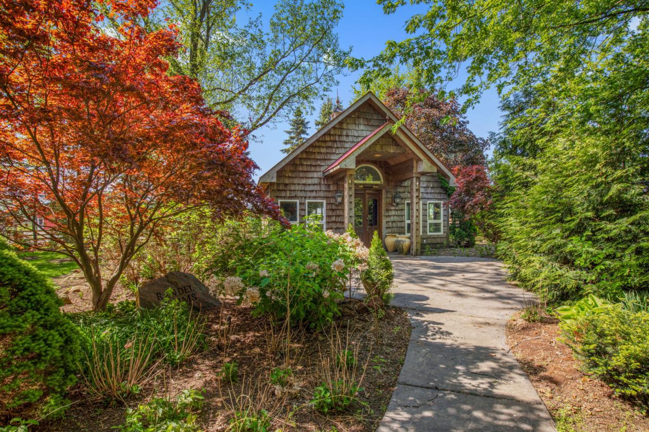 Equestrian Estate or Corporate Retreat near LEAP - photo 4
