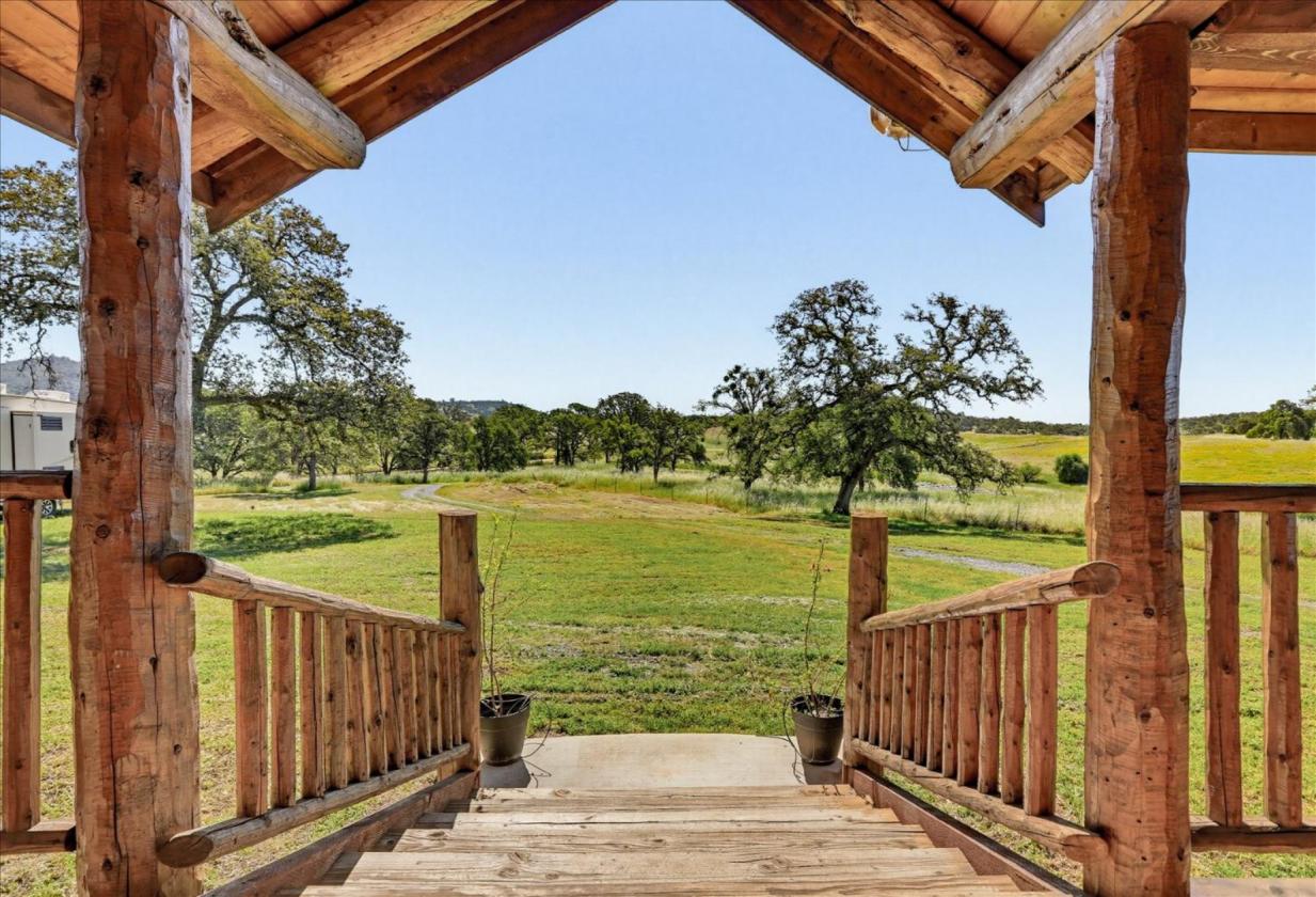 Gorgeous 86 acres with Log Home - photo 2
