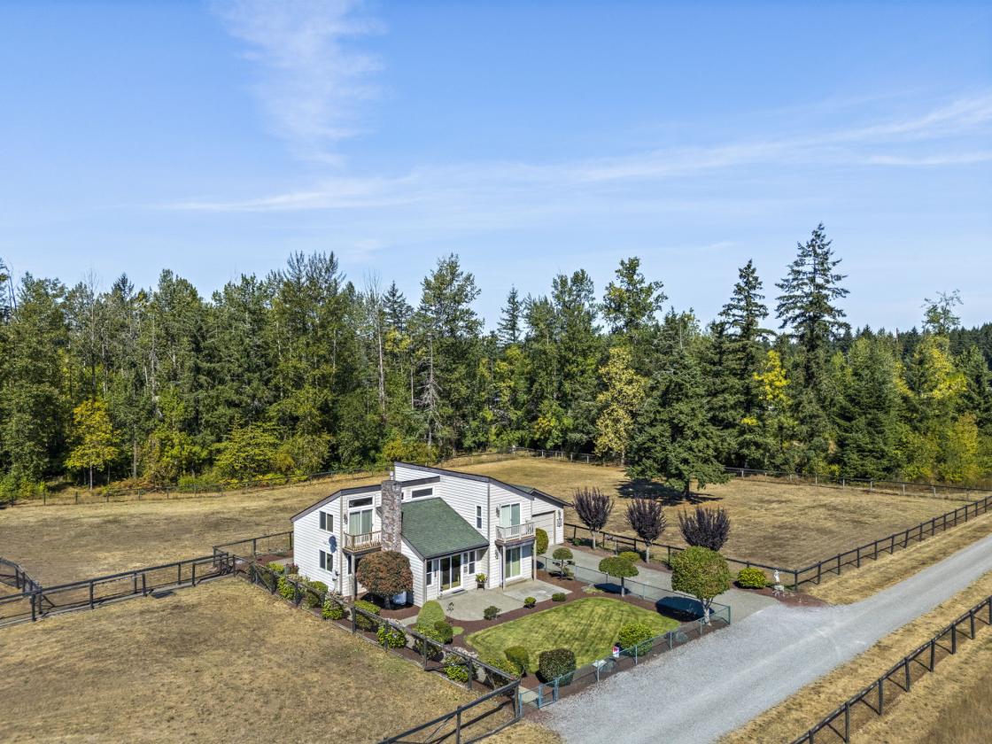 Endless Opportunities on over 5.5 acres - photo 1