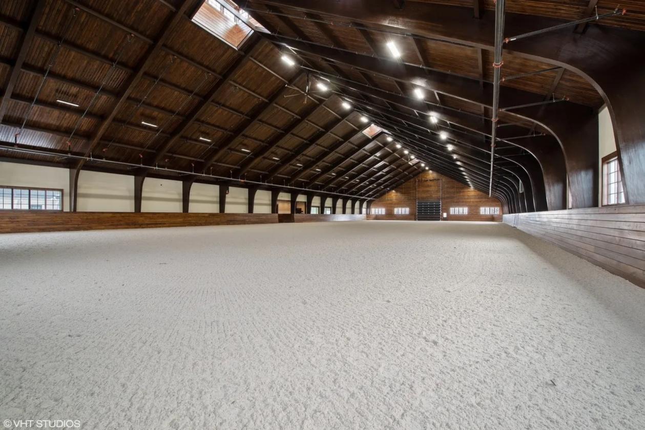Luxury Equestrian Facility at Its Best - photo 10
