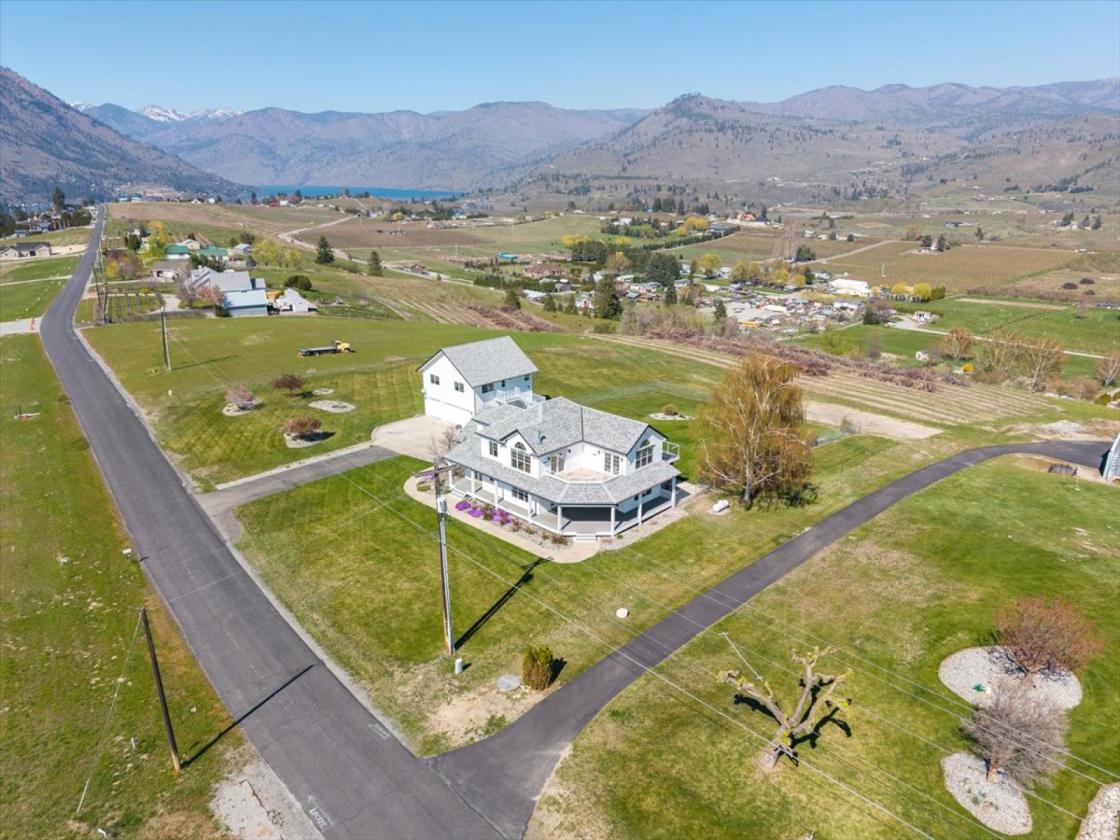 Lake Chelan Retreat - photo 25