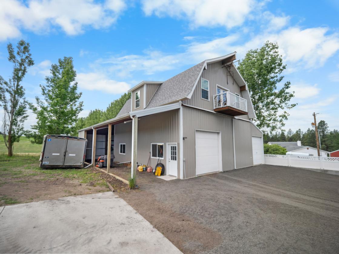 Home-Bardominium-4.85 Acres! - photo 2