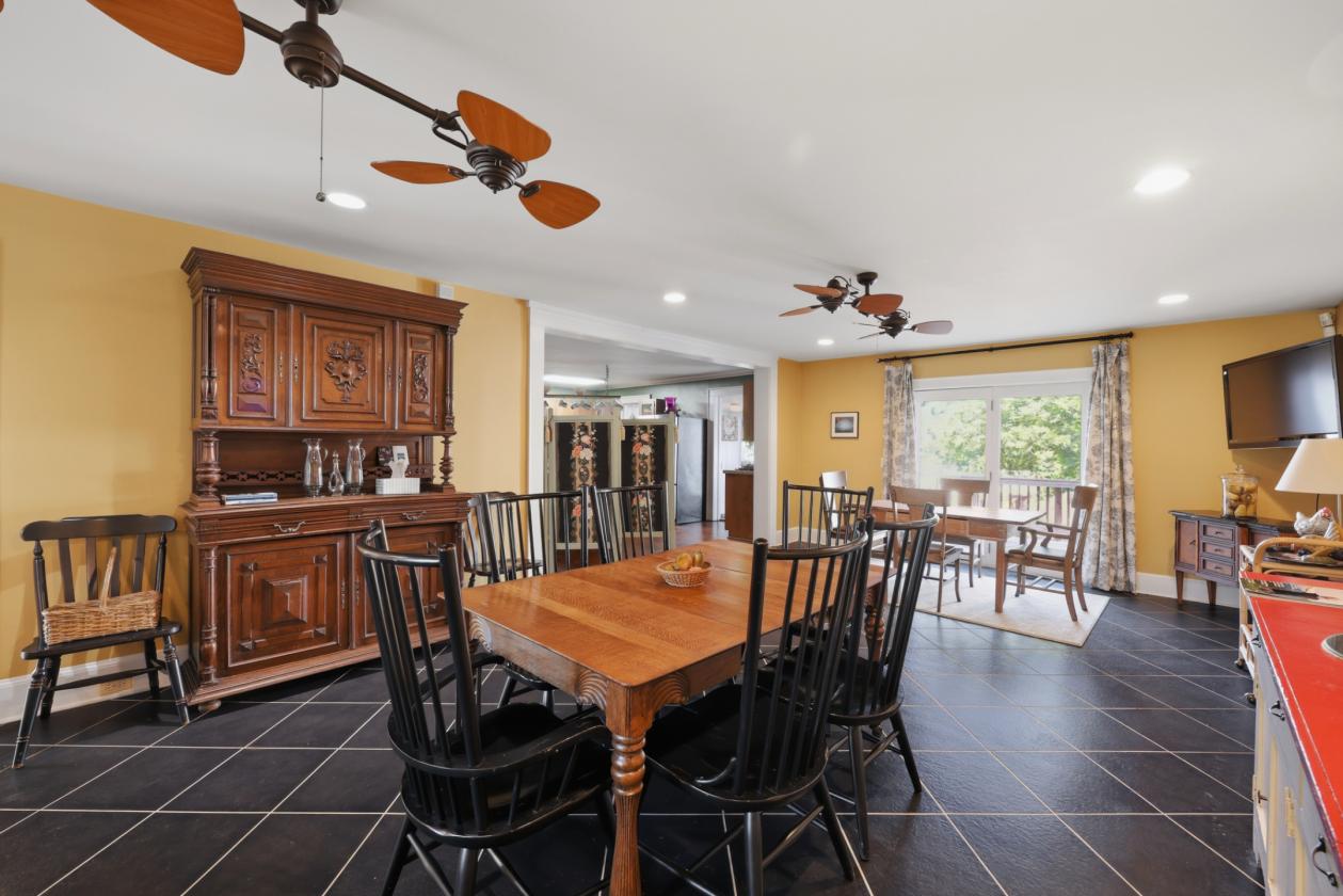 INCOME PRODUCING HORSE PROPERTY - photo 2