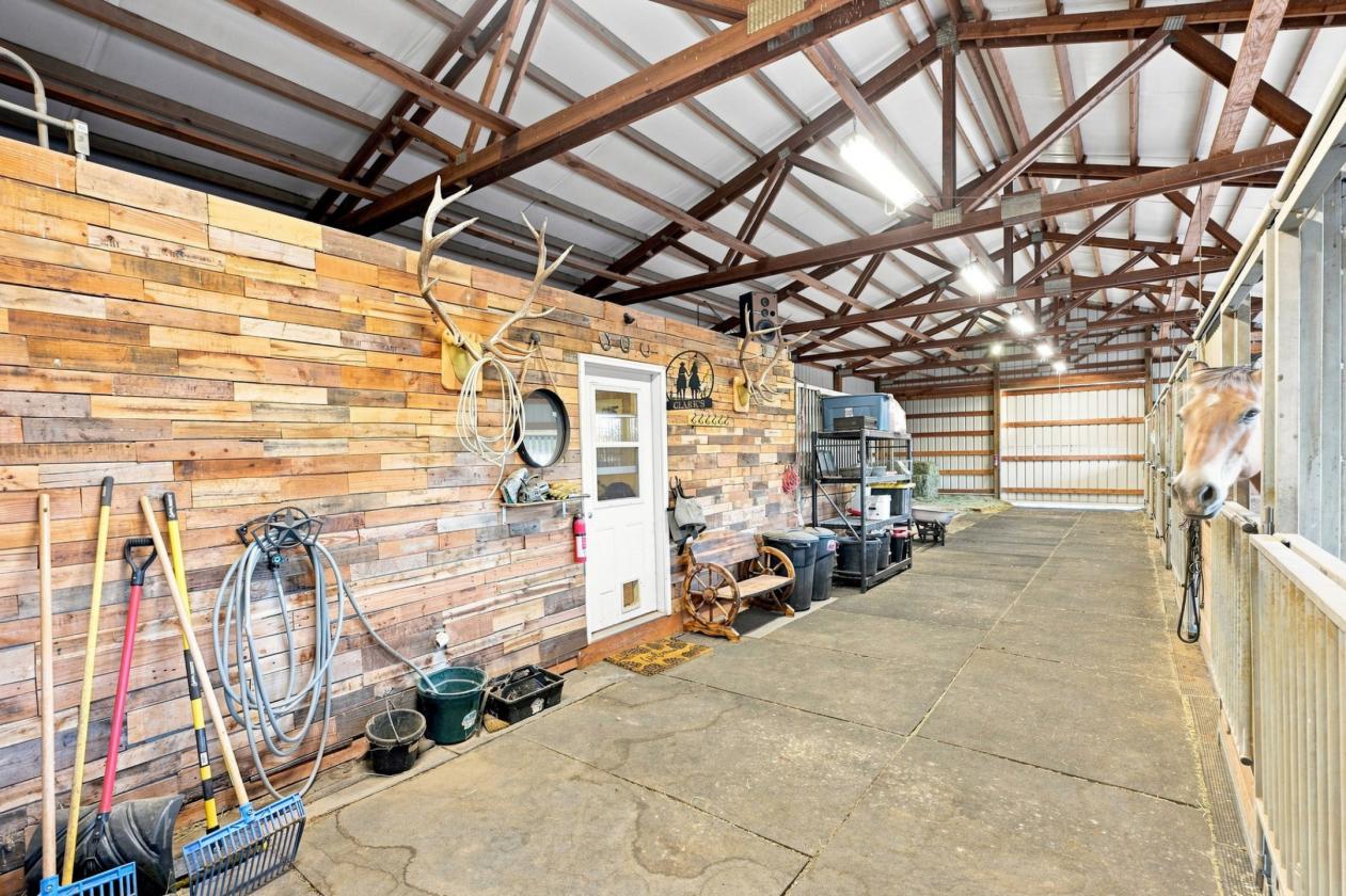 5.29-Acre Equestrian Property in Terrebonne - photo 25