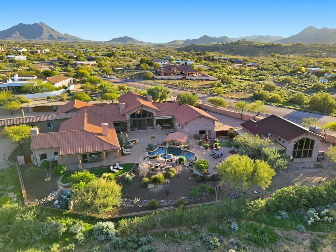 Cave Creek Estate Borders 900 Miles of Trails - photo 20