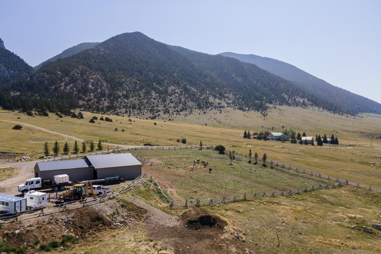 Yellowstone Corridor Luxury Horse Property - photo 12