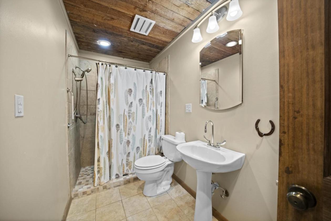 Quiet and Serene Rural Retreat - photo 16