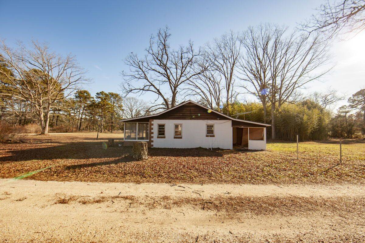 2,442 Acre Property For Sale with 3 Estates Estell Manor, Atlantic