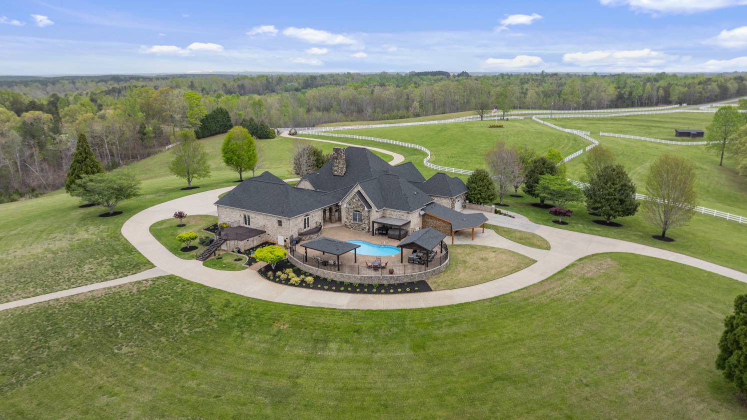 Horse Property for sale.